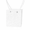 10db. dombornyomott virág-ajándék táska 11.5(h) x 11.5(sz) x 13(m) cm - Fehér