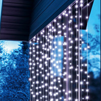 Kültéri karácsonyi fényfüggönyök